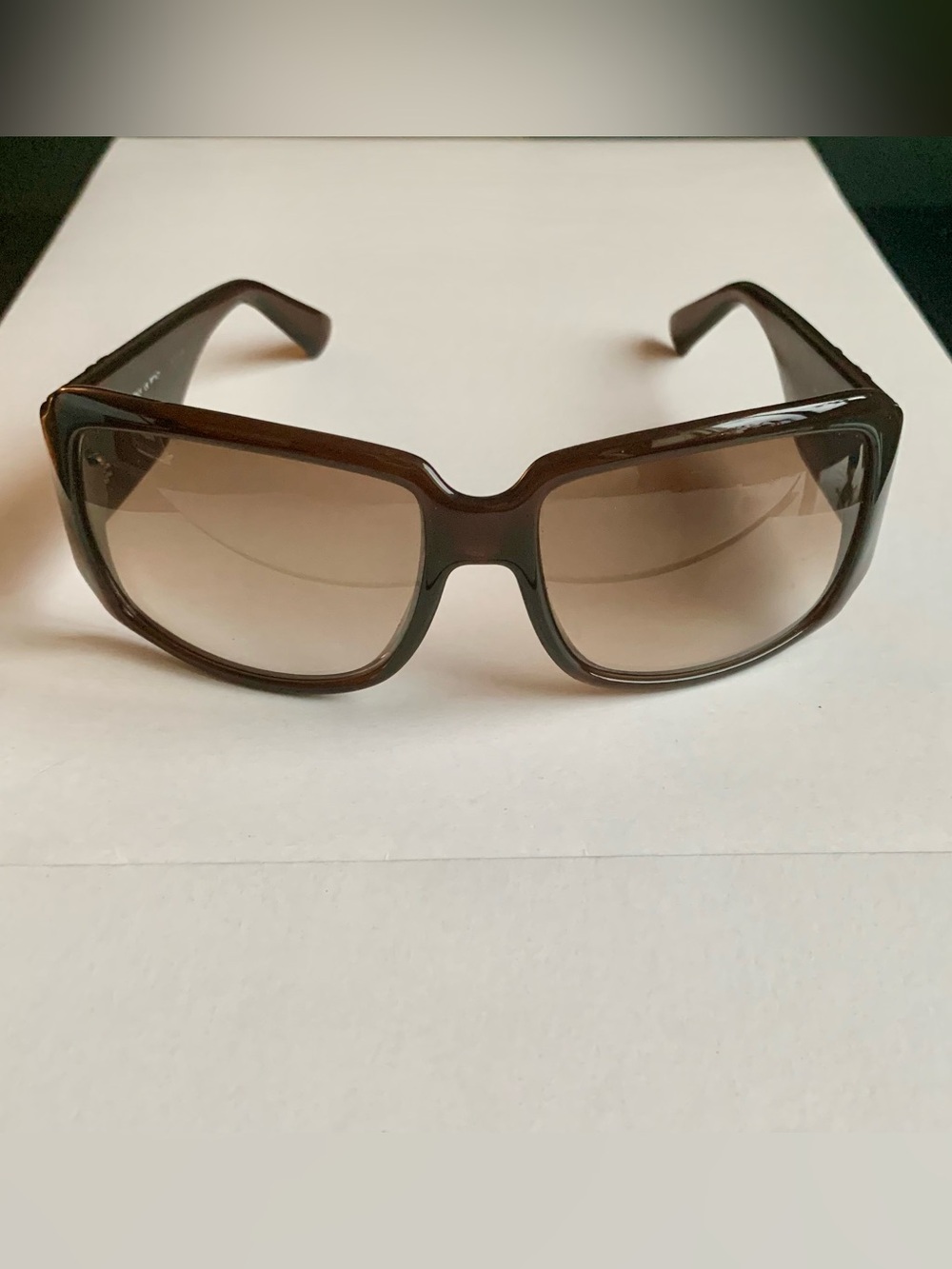 ⭐️FENDI Brown Gradient Shield Sunglasses with Multi-Color Logo⭐️